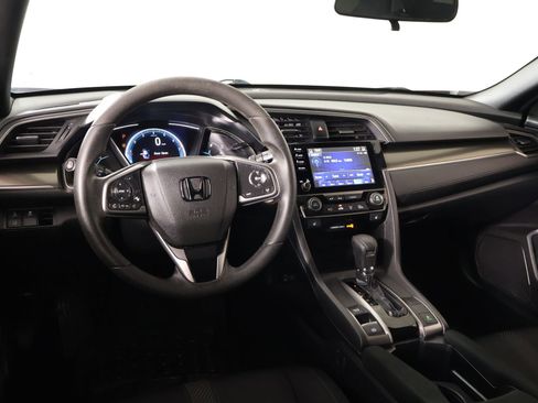 Used 2019 Honda Civic EX image 2