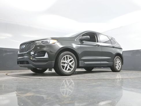 Used 2024 Ford Edge SEL AWD/4WD image 47