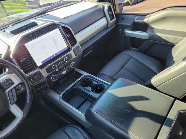 Certified 2022 Ford F350 Lariat w/ Tremor Off-Road Package AWD/4WD image 32