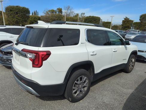 Used 2020 GMC Acadia SLT image 2