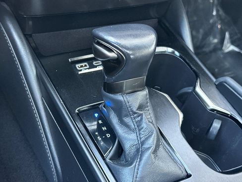 Used 2023 Lexus ES 300h w/ Premium Package FWD image 23