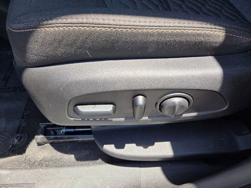 Certified 2019 Chevrolet Equinox LT FWD image 5