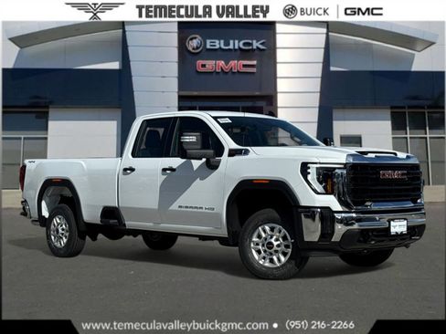 New 2026 GMC Sierra 2500 Pro w/ 1SA Pro Safety Plus Package AWD/4WD image 1