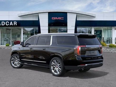 New 2026 GMC Yukon XL Denali image 3