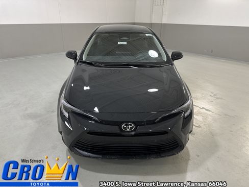 New 2026 Toyota Corolla LE image 3