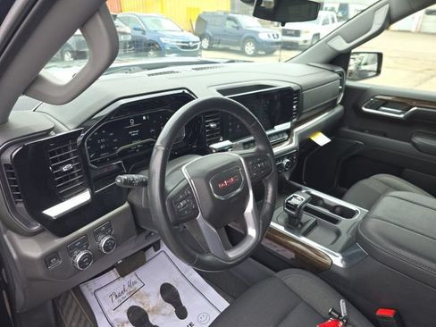 Certified 2023 GMC Sierra 1500 Elevation AWD/4WD image 10