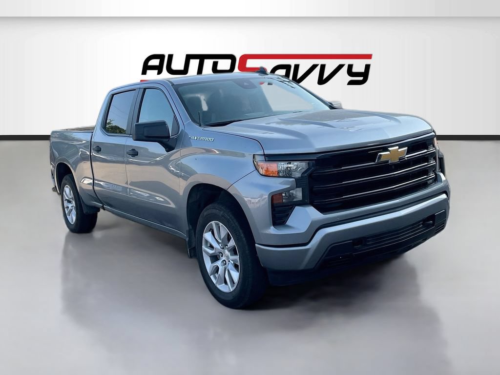 Used 2025 Chevrolet Silverado 1500 Custom AWD/4WD image 1