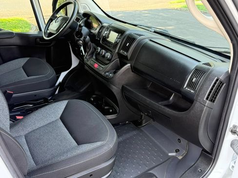 Used 2021 RAM ProMaster 2500 FWD image 13