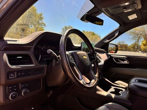 Used 2021 Chevrolet Tahoe LT image 12