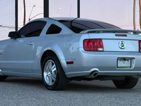 Used 2008 Ford Mustang GT Premium RWD image 7