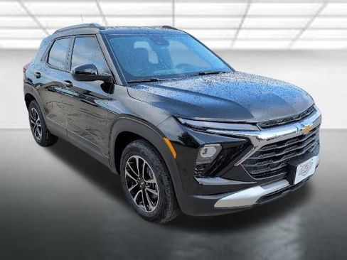 New 2026 Chevrolet TrailBlazer LT w/ Convenience Package FWD image 1