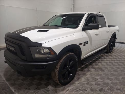 Used 2019 RAM 1500 Classic Warlock AWD/4WD image 1
