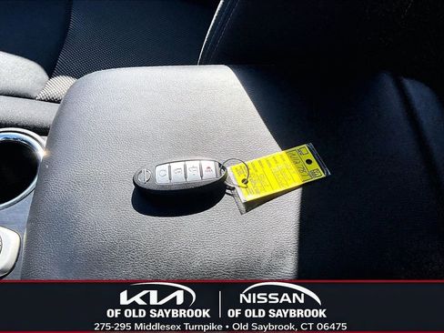 Used 2019 Nissan Pathfinder SV w/ SV Tech Package image 35