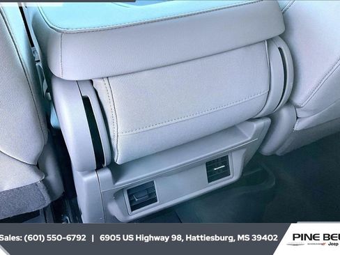 Used 2020 Chevrolet Silverado 2500 LT w/ Gooseneck/5TH Wheel Package image 23