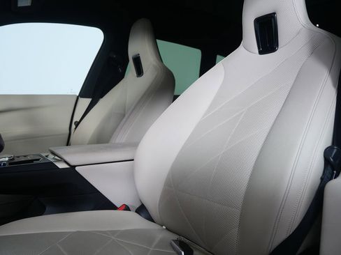 Certified 2023 BMW iX xDrive50 w/ Premium Package image 10