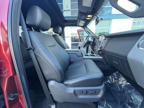 Used 2016 Ford F250 Lariat w/ Lariat Ultimate Package image 27