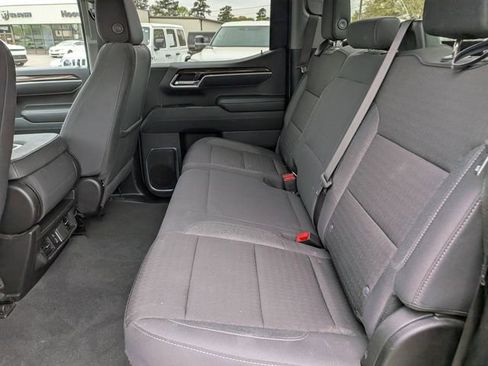 Used 2025 Chevrolet Silverado 1500 LT image 14