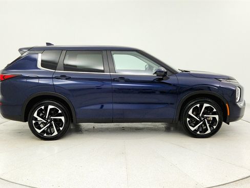 Used 2024 Mitsubishi Outlander FWD image 5