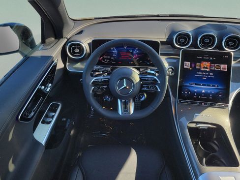 New 2026 Mercedes-Benz GLC 43 AMG 4MATIC image 9