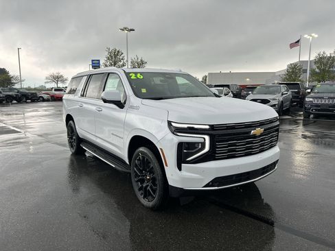 New 2026 Chevrolet Suburban High Country w/ Sun And Tow Package AWD/4WD image 1