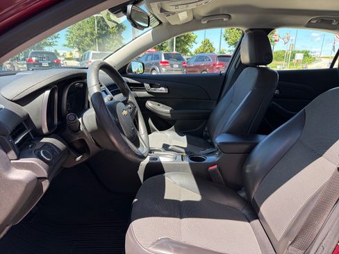 Used 2016 Chevrolet Malibu LT w/ Power Convenience Package FWD image 12