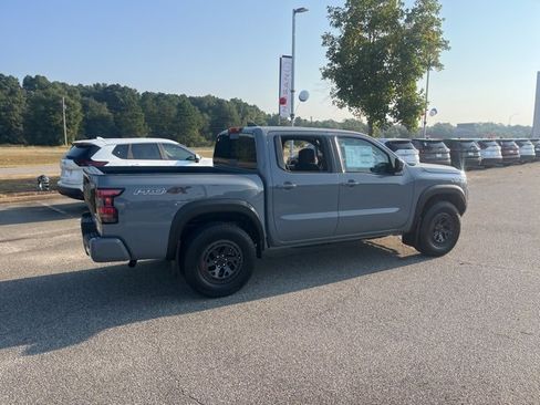 New 2025 Nissan Frontier PRO-4X w/ Interior Protection Package image 5