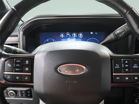 Used 2025 Ford F250 Platinum AWD/4WD image 16
