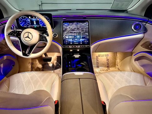 Certified 2023 Mercedes-Benz EQS 450+ SUV image 37