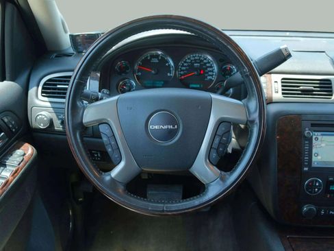 Used 2014 GMC Sierra 2500 Denali image 20