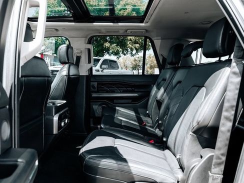 Used 2019 Ford Expedition Max Platinum AWD/4WD image 47