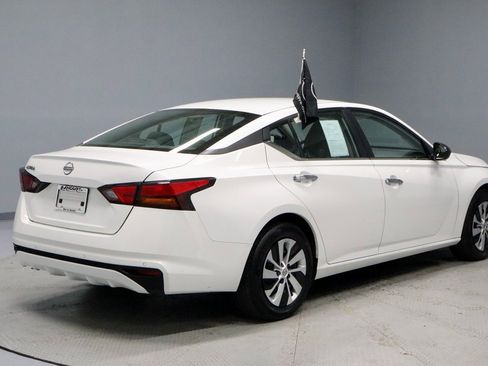 Certified 2024 Nissan Altima 2.5 S image 12