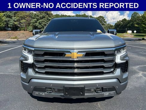 Used 2025 Chevrolet Silverado 1500 High Country w/ Technology Package RWD image 13