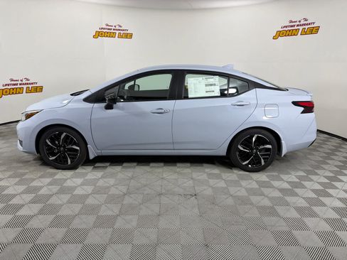 New 2025 Nissan Versa SR w/ Trunk Package image 2