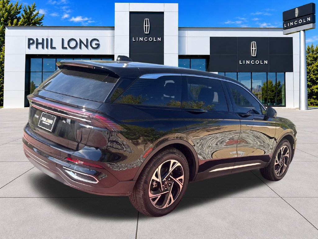 Used 2026 Lincoln Nautilus Premier w/ Equipment Group 102A AWD/4WD image 8