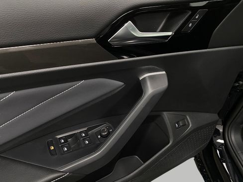 New 2026 Volkswagen Jetta SEL image 28