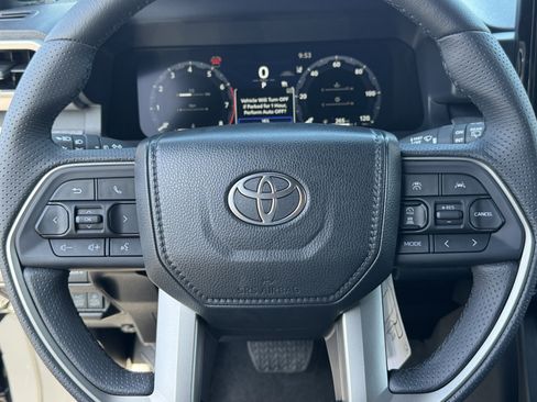 New 2026 Toyota 4Runner Trailhunter AWD/4WD image 21