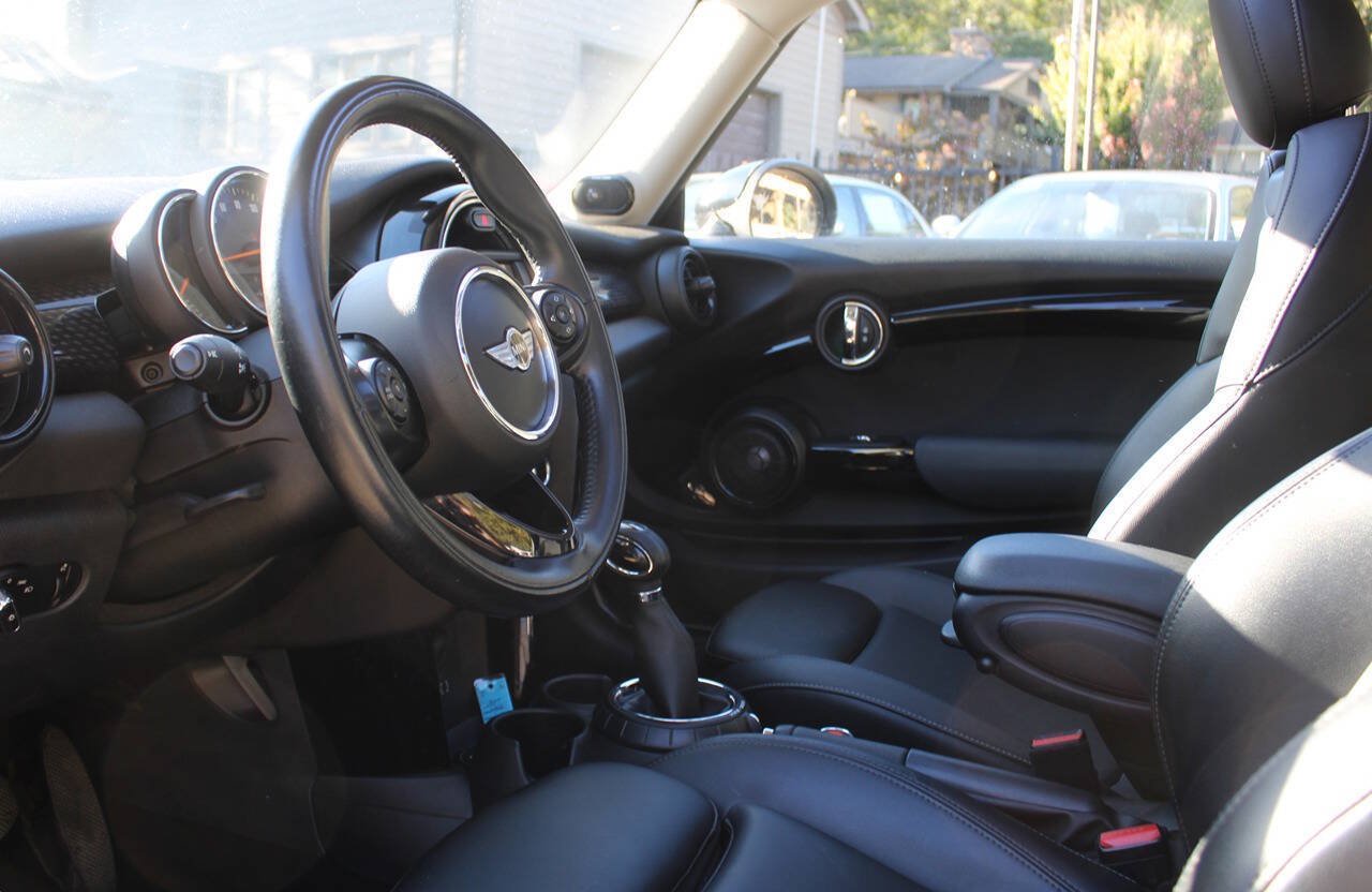 Used 2017 MINI Cooper S FWD image 16