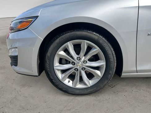 Used 2019 Chevrolet Malibu LT image 14