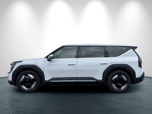 New 2026 Kia EV9 Light image 7