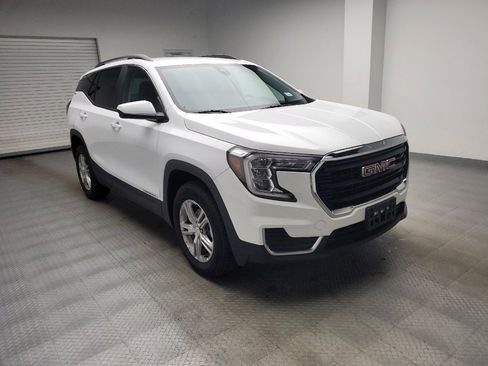 Used 2023 GMC Terrain SLE w/ Driver Convenience Package AWD/4WD image 13