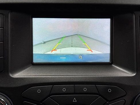 Used 2018 Ford Edge SE AWD/4WD image 2