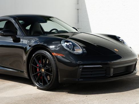Used 2023 Porsche 911 Carrera S RWD image 15