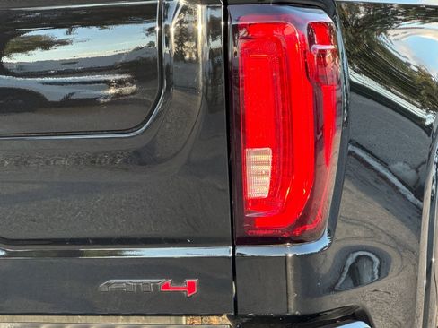 Used 2020 GMC Sierra 1500 AT4 w/ AT4 Premium Package image 27
