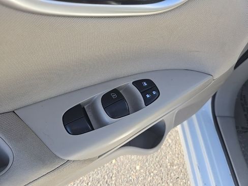 Used 2014 Nissan Sentra FE+ SV image 10