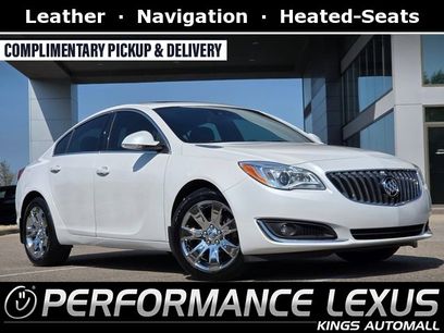 Used 2017 Buick Regal Premium w/ Driver Confidence Package #1