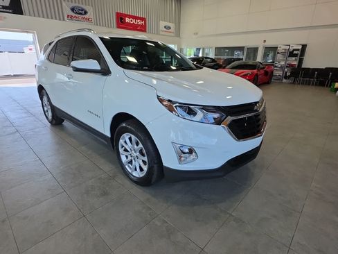 Used 2019 Chevrolet Equinox LT FWD image 4