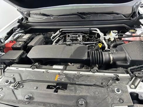 New 2026 Chevrolet Colorado LT w/ LT Convenience Package AWD/4WD image 2