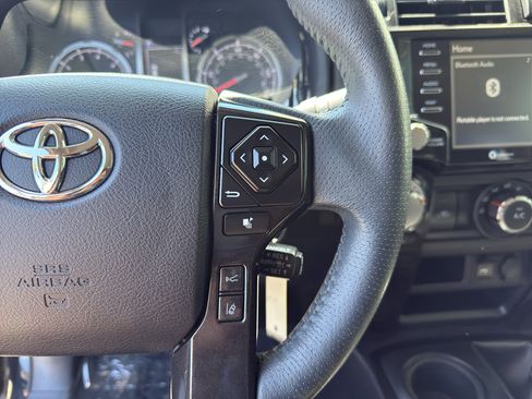 Used 2020 Toyota 4Runner TRD Off-Road image 37