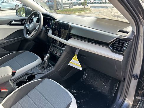 New 2026 Volkswagen Taos S FWD image 41