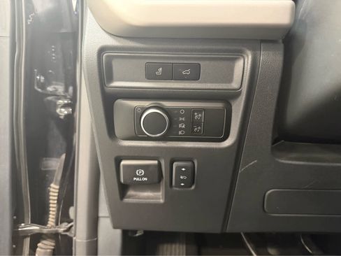 Used 2024 Ford Expedition Max XLT AWD/4WD image 24
